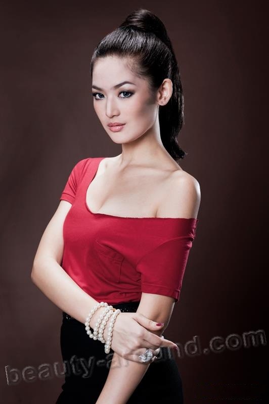Maria Selena Miss Indonesia 2012 Miss Universe 2012 photo