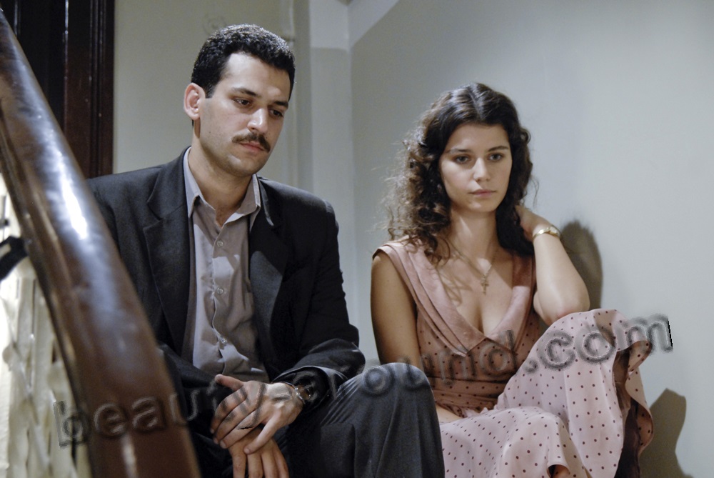 Murat Yildirim and Beren Saat in Pain autumn series