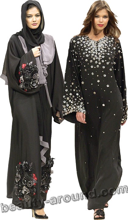 The traditional black abaya pictures