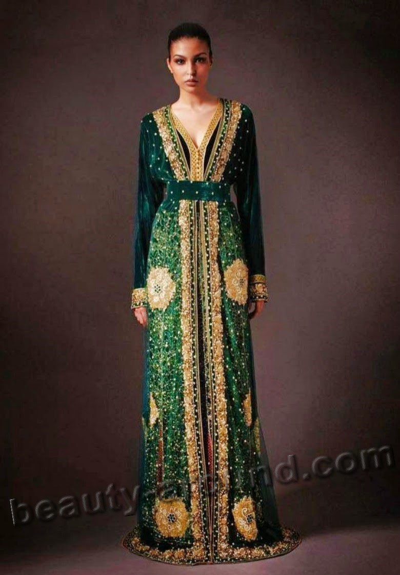 Velvet kaftan photo