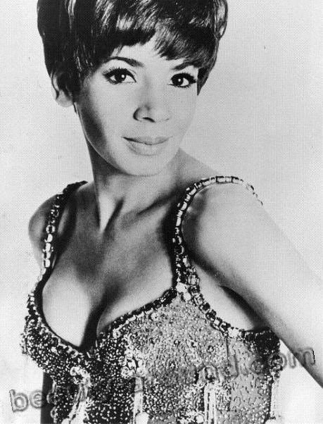 Shirley Veronica Bassey half nigerian woman photo