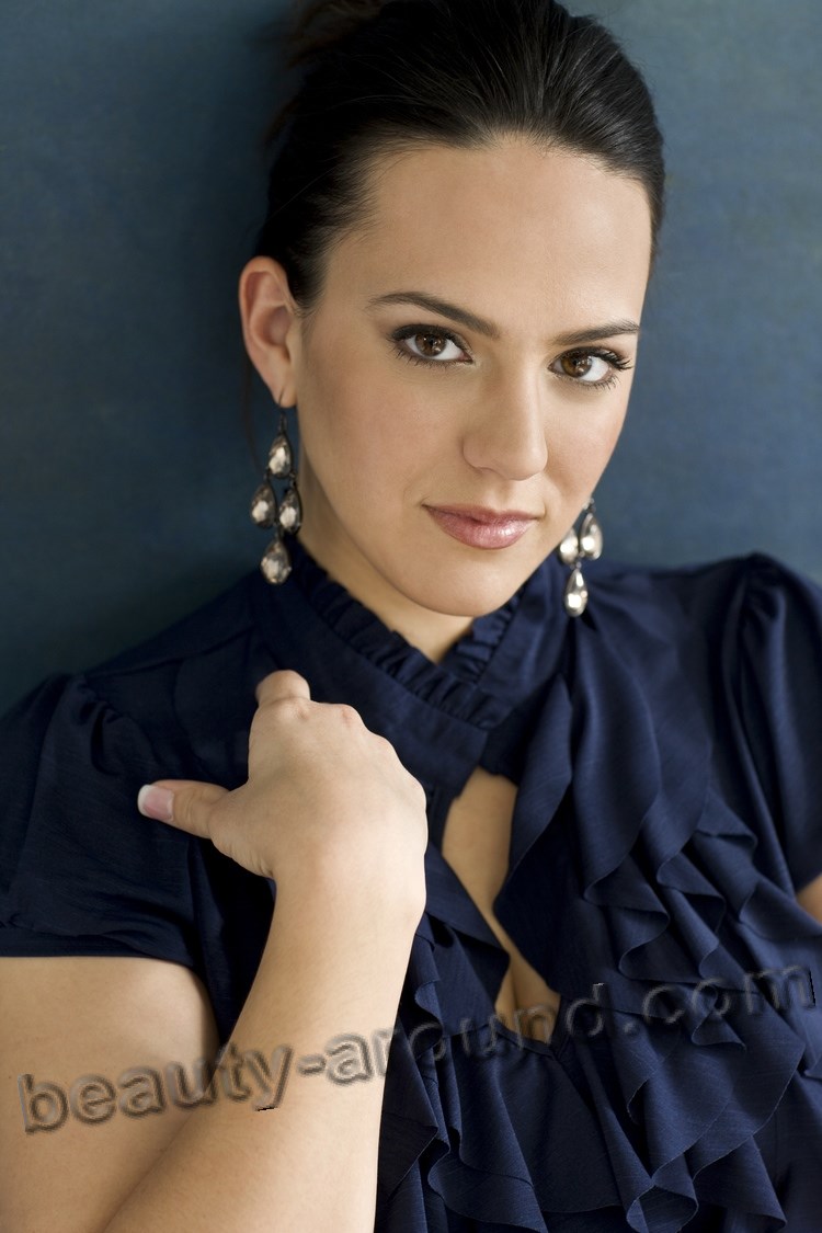 Daniela Mack American opera singer photo