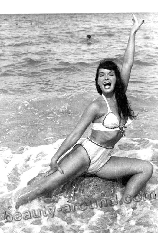 Bettie Mae Page American pin up model photo