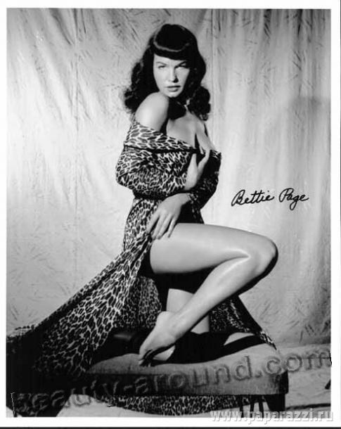 Bettie Mae Page sexy photo of Pin-up