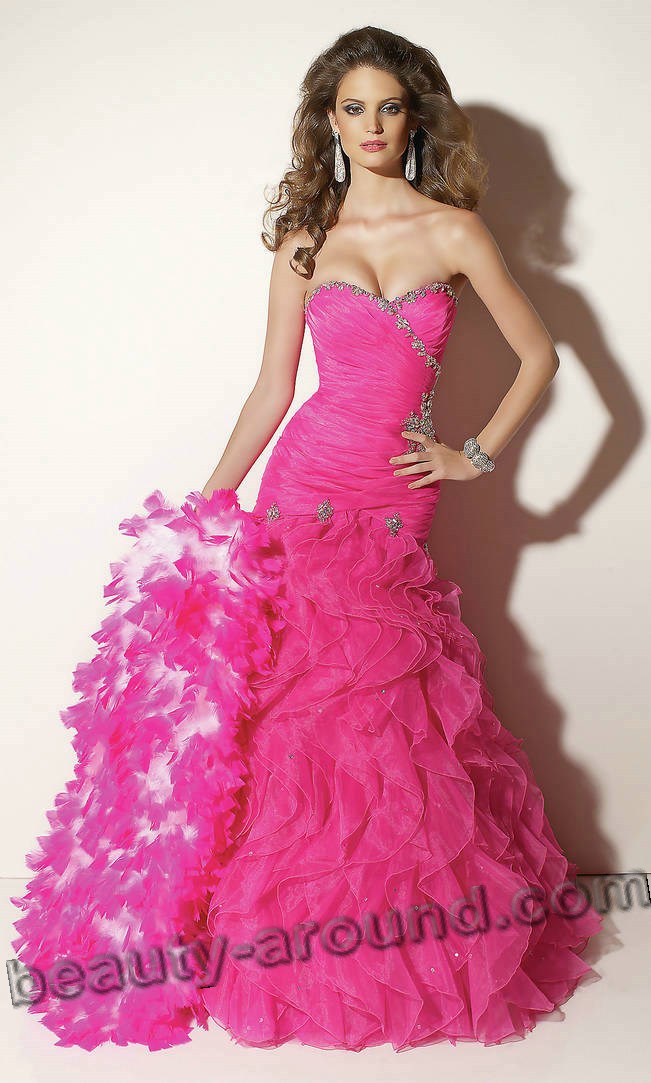 Elegant pink evening dress photo