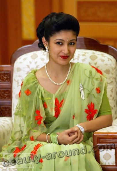 Химани Шах красивая непальская принцесса фото