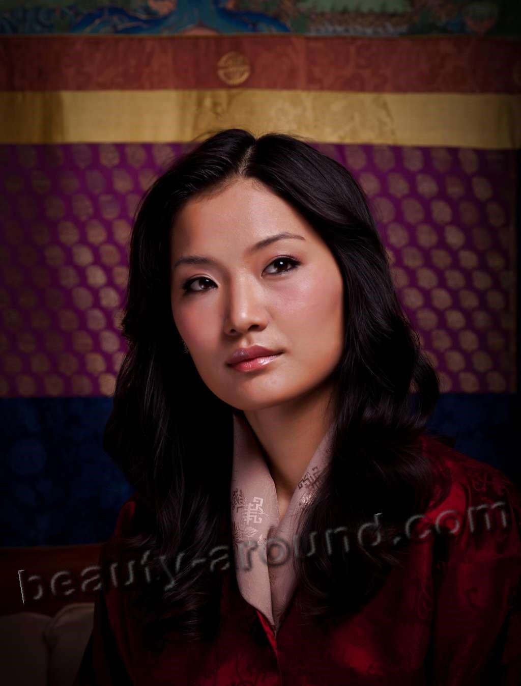 Королева Бутана Джетцун Пема фото