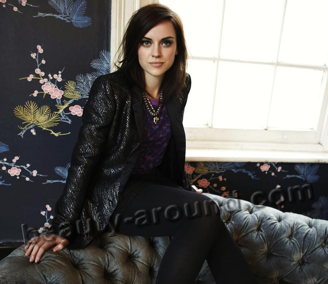 Amy Macdonald beautiful Scottish singer photo