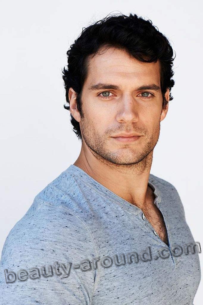 Henry Cavill sexy British actor photo