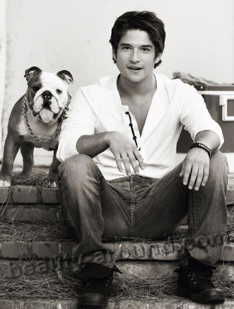 Tyler Posey TV series actor photo