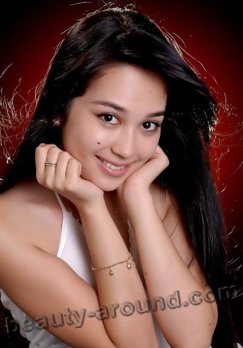 Asal Shodieva cute Uzbek actress photo