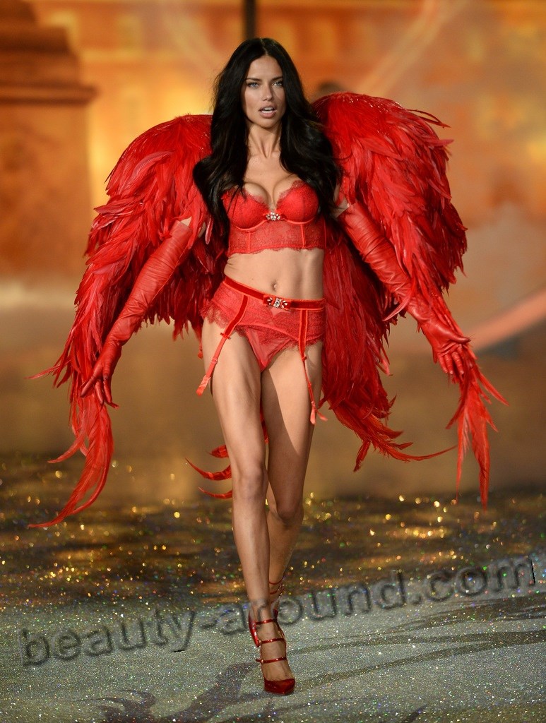 Adriana Lima Most Beautiful Angel of Victoria's Secret photo