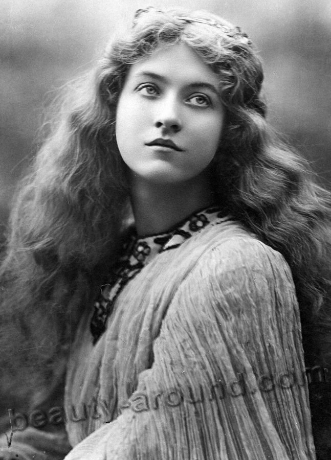 Beautiful vintage photo of a woman