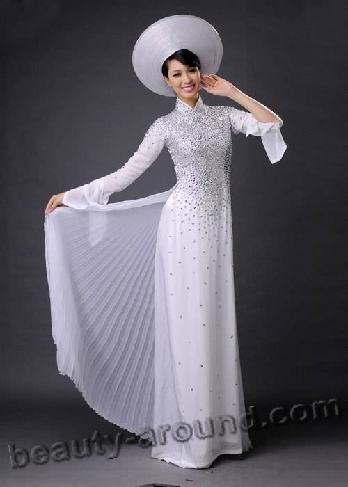 Вьетнамская невеста в свадебном платье аозай фото