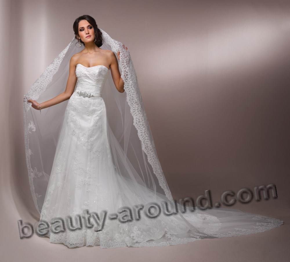 Европейская невеста в свадебном платье с фатой фото