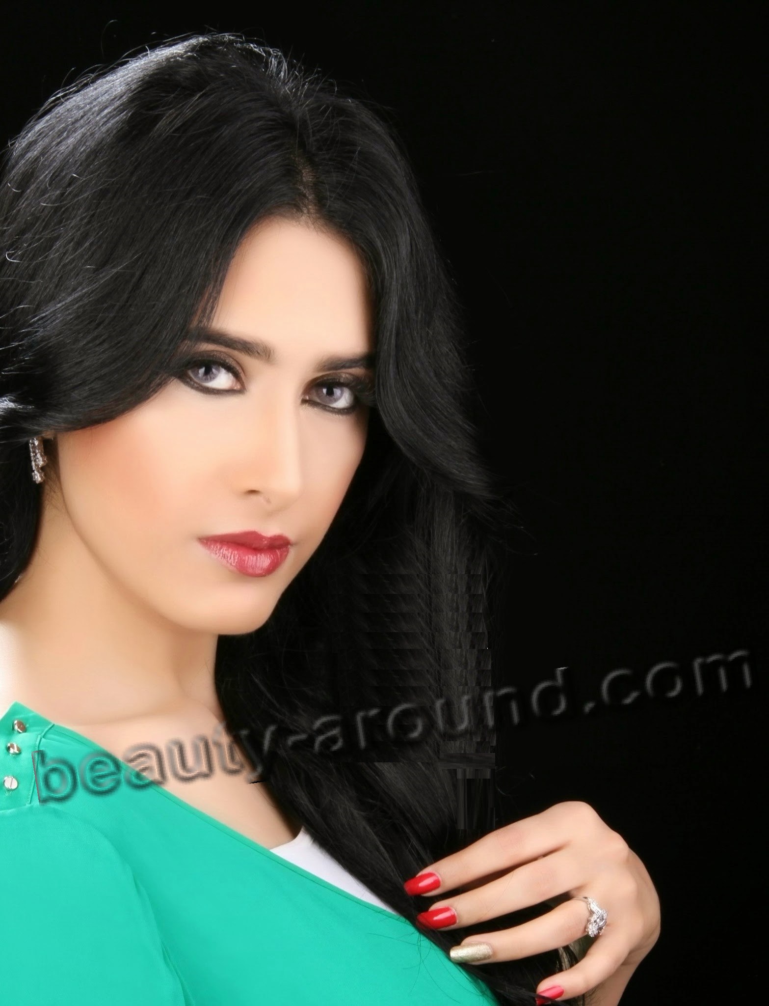 Rana al-Haddad красивая йеменская певица фото