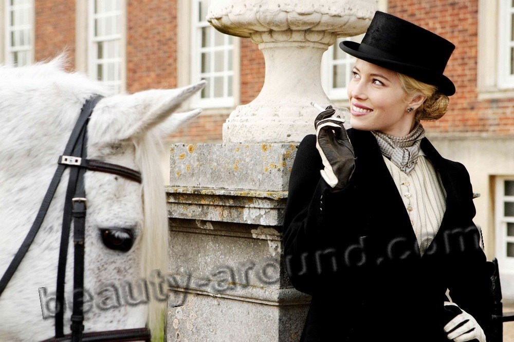 Jessica Biel in the film Easy Virtue with horse photos