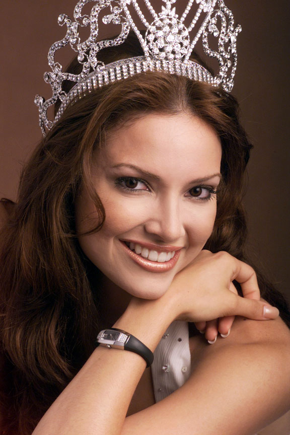 Miss Universe 2001 Denise Marie Quinones August