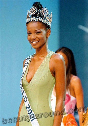 Agbani Darego winner of Miss World 2001 photo