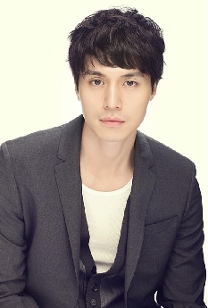 Lee Dong Wook photo