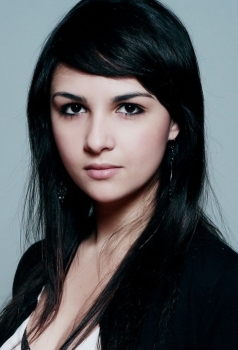 Maryam Hassouni  photo